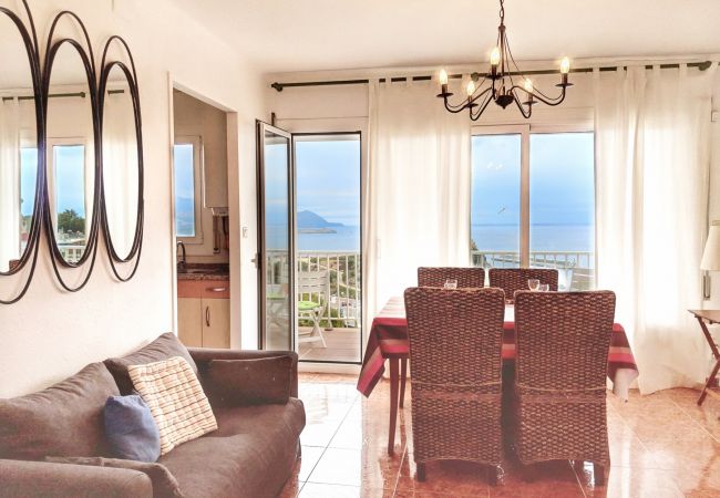 Apartamento en Llança - 065 Graciosa Rojo