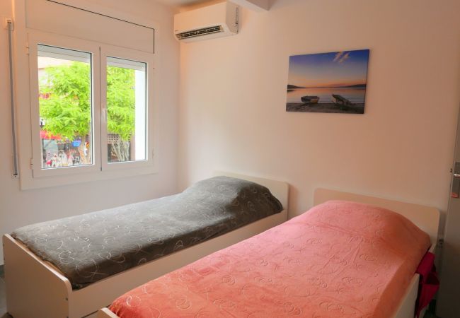 Apartamento en Llança - 032 Castellar 