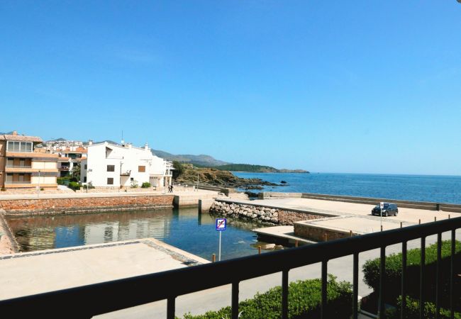 Apartament en Llança - 068 Tamariu