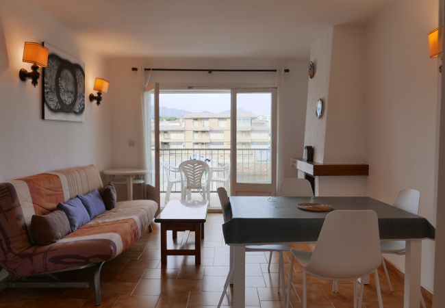 Apartament en Llança - 068 Tamariu