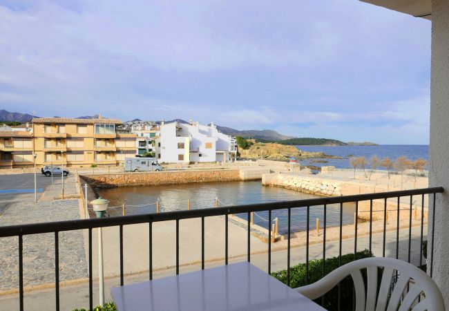 Apartament en Llança - 068 Tamariu