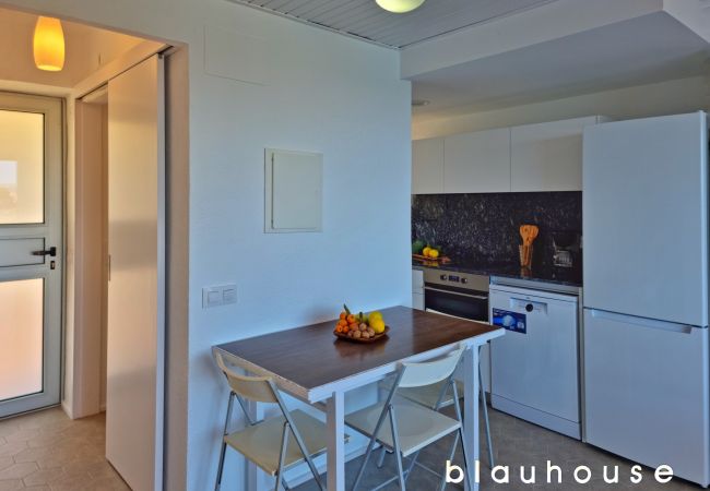 Apartment in Llança - 00106 Platja Cau del Llop