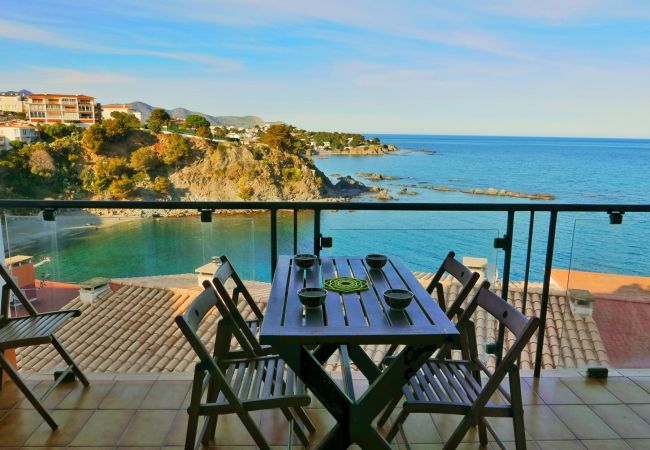 Apartment in Llança - 143 Mar i Muntanya