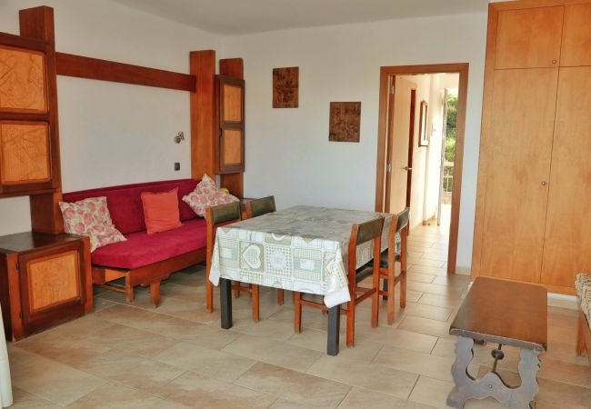Apartment in Llança - 143 Mar i Muntanya