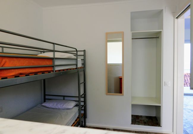 Apartment in Llança - 00113 Platja Cau del Llop